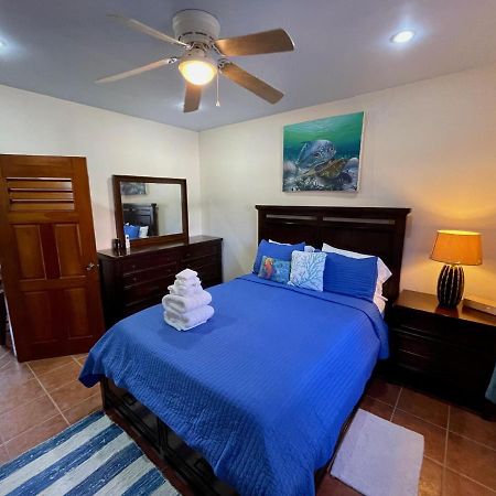 Pura Vida Inn Caye Caulker Eksteriør billede