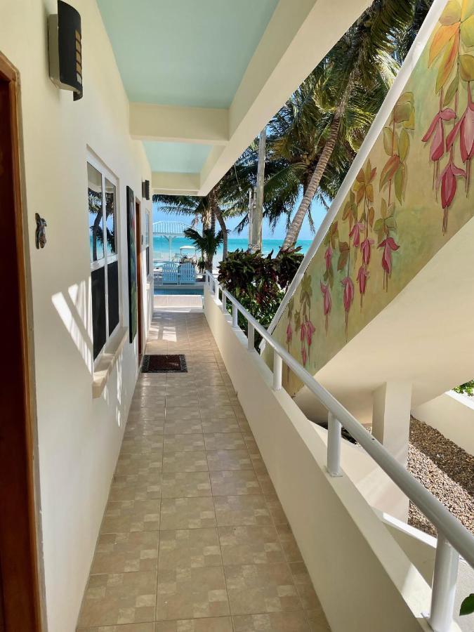 Pura Vida Inn Caye Caulker Eksteriør billede